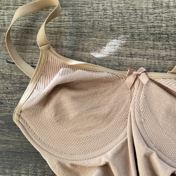 Body Wrap The Pinup Bodysuit with Underwire Size Size - Picture 6 of 10